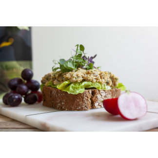 Brot mit Gemüse